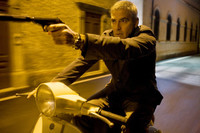 『ラスト・ターゲット』
角川シネマ有楽町ほか、全国ロードショー
配給：角川映画
