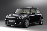 「MINI インスパイアード・バイ・グッドウッド」