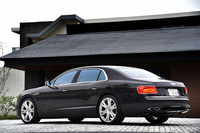 ベントレー・フライングスパーV8（4WD/8AT）【試乗記】の画像