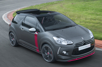 「シトロエンDS3カブリオ レーシング」コンセプト
    