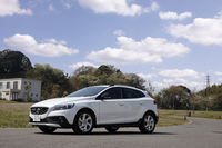 ボルボV40クロスカントリー T4 ノルディック（FF/6AT）【試乗記】の画像