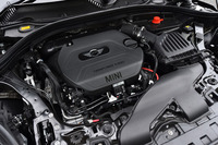 クリーンディーゼルエンジンは、「MINIクーパーSD クラブマン」ほか複数のMINIに搭載される。環境性能の上では、日本のポスト新長期規制をクリアしている。