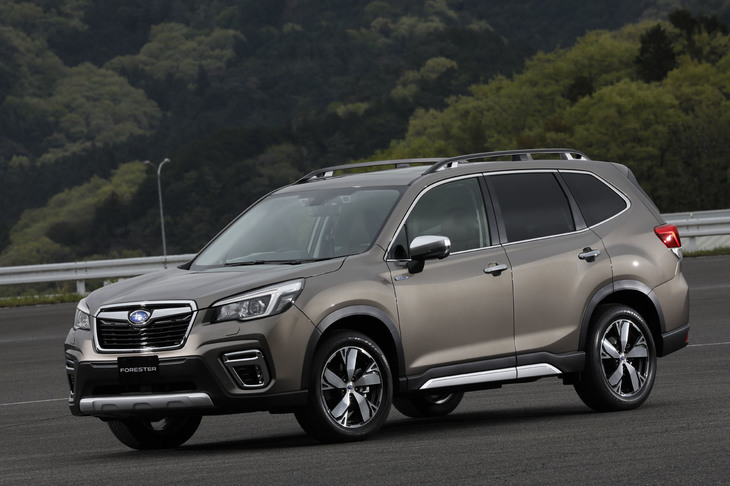 2018年夏に発売される新型「スバル・フォレスター」。