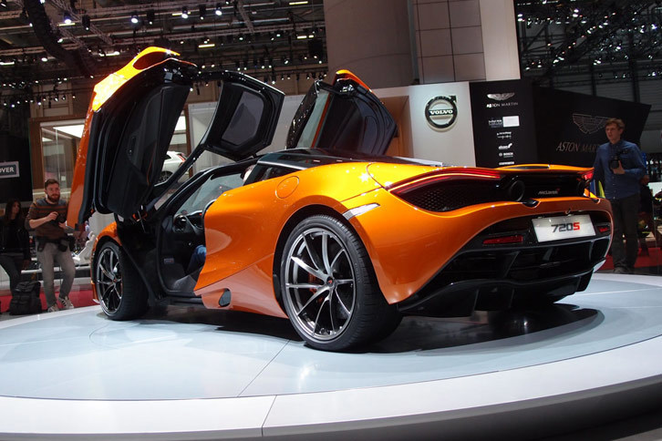 マクラーレン720S