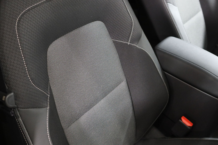 ルノー・グランカングー クルール（フロントシート）