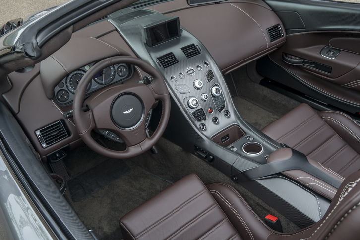 ヴァンテージGT12ロードスター（インテリア）