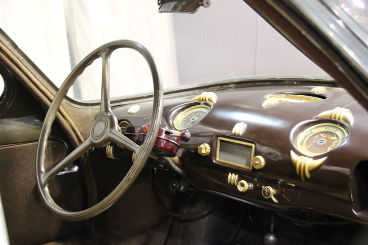 「パナール・ディナヴィア」（1948年）のダッシュボード。