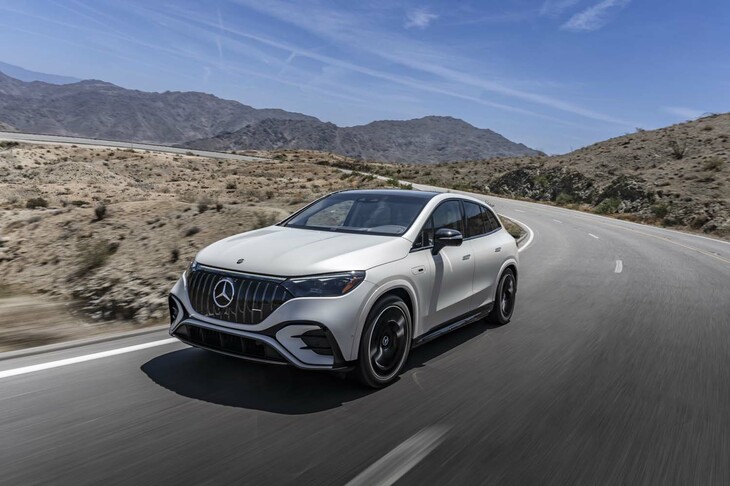 前後アクスルにそれぞれモーターを搭載し、システム全体で最高出力626PS、最大トルク950N・mを発生。オプションの「AMGダイナミックプラスパッケージ」によって687PSと1000N・mに引き上げることも可能。