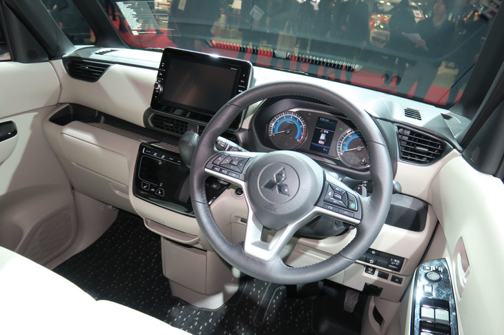 新型「三菱eKスペース」