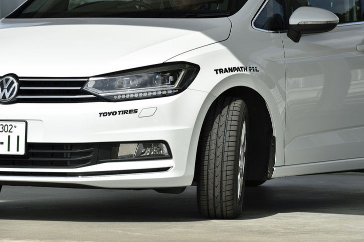 新製品の「トランパスML」は、従来の「トランパスmpZ」が持つしっかり感を継承しながら、ころがり抵抗と耐摩耗性能が改善されている。