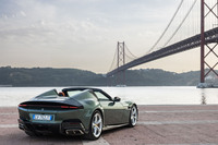 フェラーリ12チリンドリ スパイダー