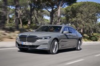 BMW 750Li xDrive（4WD/8AT）／745Le（FR/8AT）【海外試乗記】
