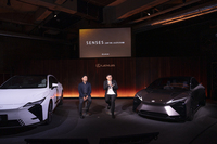 「Lexus Electrified」を推し進める開発者らによるトークショーも展開された。