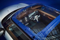 MINIとポール・スミスの新たなコラボレーションモデル「MINIストリップ」登場の画像