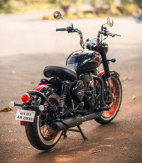 ロイヤルエンフィールドがボバースタイルの新型バイク「ゴアン クラシック350」を導入の画像