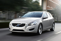 ボルボ、「S60」「V60」の2012年モデルを発売