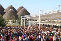 ミラノ国際博覧会のゲート。6カ月にわたる会期中に2000万人の来場者を見込んでいる。