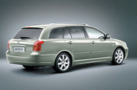 トヨタ、新型車「アベンシス」デビューの画像