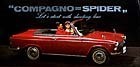 65年4月、ベルリーナのルーフを取り去った4座コンバーチブルのスパイダーが登場。エンジンは958cc（65ps）に拡大強化され、最高速度は145km/hに向上。価格は69.5万円。
