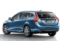 「ボルボV60 Luxury Edition」