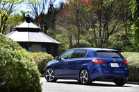 
	日本では2016年2月に発売された、「プジョー308GTi by PEUGEOT SPORT」。プジョーのモータースポーツ部門がチューニングを施した、特別なホットハッチだ。
	