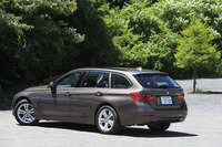 BMW 320dツーリング スポーツ
    