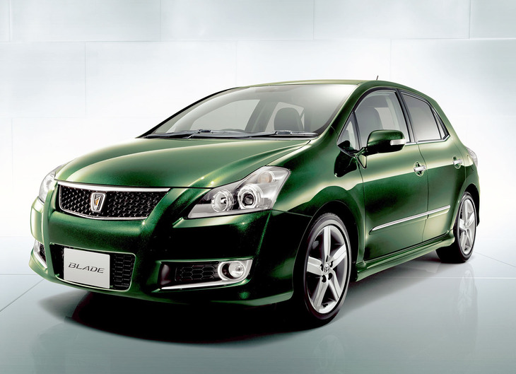 「トヨタ・ブレイドマスターG」。Gは安全運転支援システムなどを標準装備した上級グレード。ブレイドマスター全体の生産台数は3000台未満なので、レア車であることは間違いない。