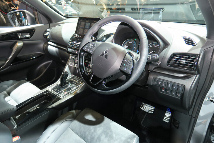 三菱エクリプス クロス BLACK Edition Premium