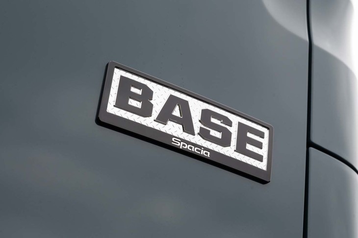 スズキ・スペーシア ベースXF