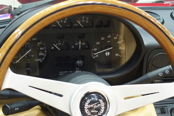 アルファ・ロメオ・スパイダー ヴェローチェ ファイナルエディション（1993年）／コレッツィオーネ