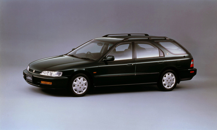 「ホンダ・アコード ワゴン」。1980年代から1990年代にかけて、アコードはアメリカ工場製のクーペが3世代、ワゴンは2世代にわたって輸入販売された。写真は4代目のワゴン。