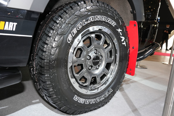 三菱デリカD：5 Tough×Tough