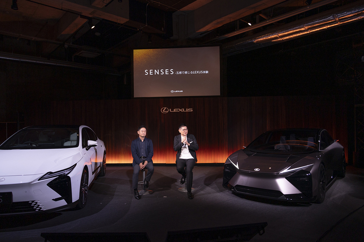 「Lexus Electrified」を推し進める開発者らによるトークショーも展開された。