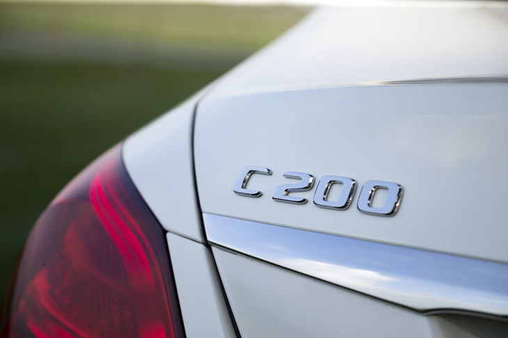 2018年9月のマイナーチェンジは「セダン」「ステーションワゴン」「クーペ」「カブリオレ」と、すべてのボディータイプが対象。今回は「C200」のセダンに試乗した。