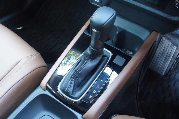 ホンダWR-V Z＋（シフトセレクター）