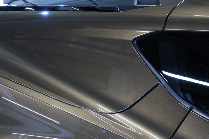 シボレー・コルベット2LT（Cピラーまわり）