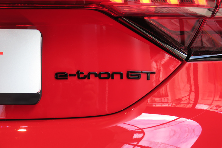 アウディRS e-tron GT（バッジ）