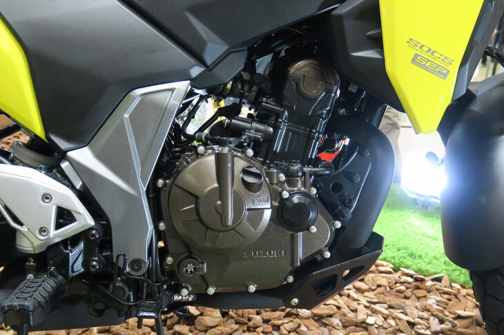 スズキVストロームSX