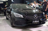 こちらはダース・ベイダーをイメージした「ナイトブラック」。