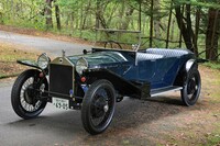 今年100周年を祝った「ランチア・ラムダ」。同社のシンボルともいわれるモデルの歴史をひもときました。（photo：荒川正幸）