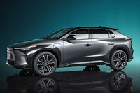 トヨタが上海モーターショーでお披露目した新たな電気自動車のコンセプトモデル「bZ4X」。
