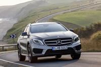 メルセデスが新型コンパクトSUV「GLA」を発表