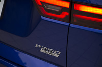 今回の試乗車は「EペースR-DYNAMIC SE P250」。末尾の「P250」は、最高出力250psを発生するガソリンエンジン車であることを示す。