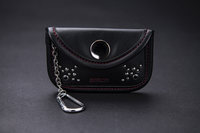 キラメック 電波遮断ポーチ
	ゴルフ＆キャディーバッグメーカーとのコラボレーションで素材にこだわった電波遮断ポーチ。オープン価格。