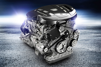 「ギブリ ディーゼル」の3リッターV6ディーゼルターボ。最高出力275psと最大トルク（オーバーブースト時）61.2kgmを発生する。