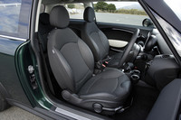 MINI ONE（FF/6MT）【試乗記】の画像