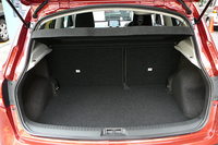 第325回：「日産デュアリス」試乗乗ったらビックリ、あらまーフランス車だった!?の画像