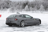 フェラーリ・フォー雪上試乗会【試乗記】の画像