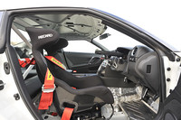 軽量化が施され専用の足まわりが与えられた、サーキット専用車の「クラブトラックエディション」はベース車が1047万9000円で販売される。