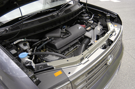 日産・キューブキュービックEX（CVT）／キューブキュービックSX（4AT